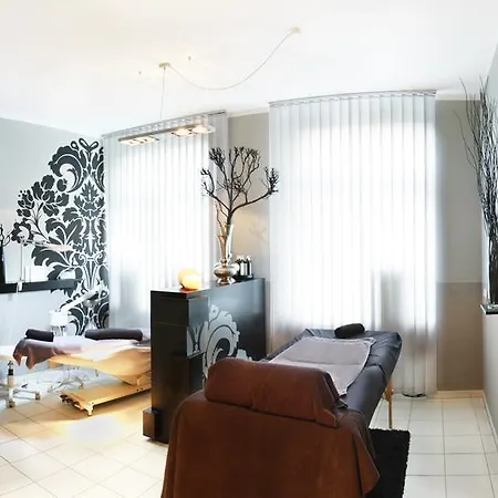 Western Hohenzollern Otel