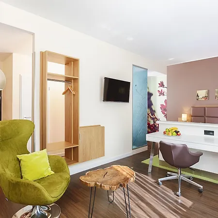 Western Hohenzollern Otel 4*