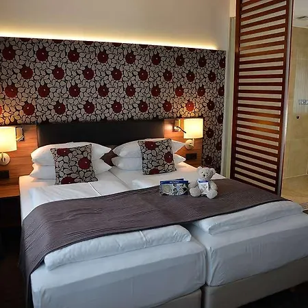 Western Hohenzollern Otel